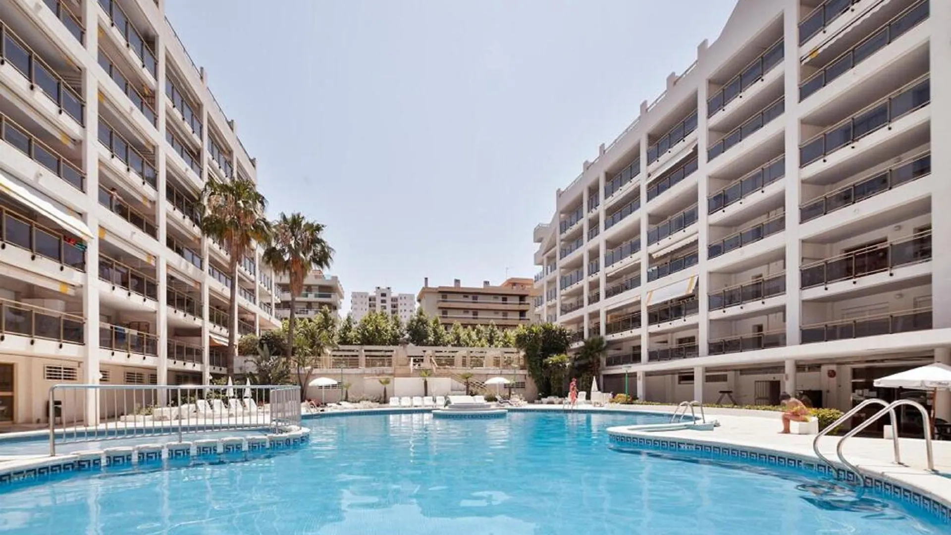 Michelangelo - Planetcostadorada Salou Apartment